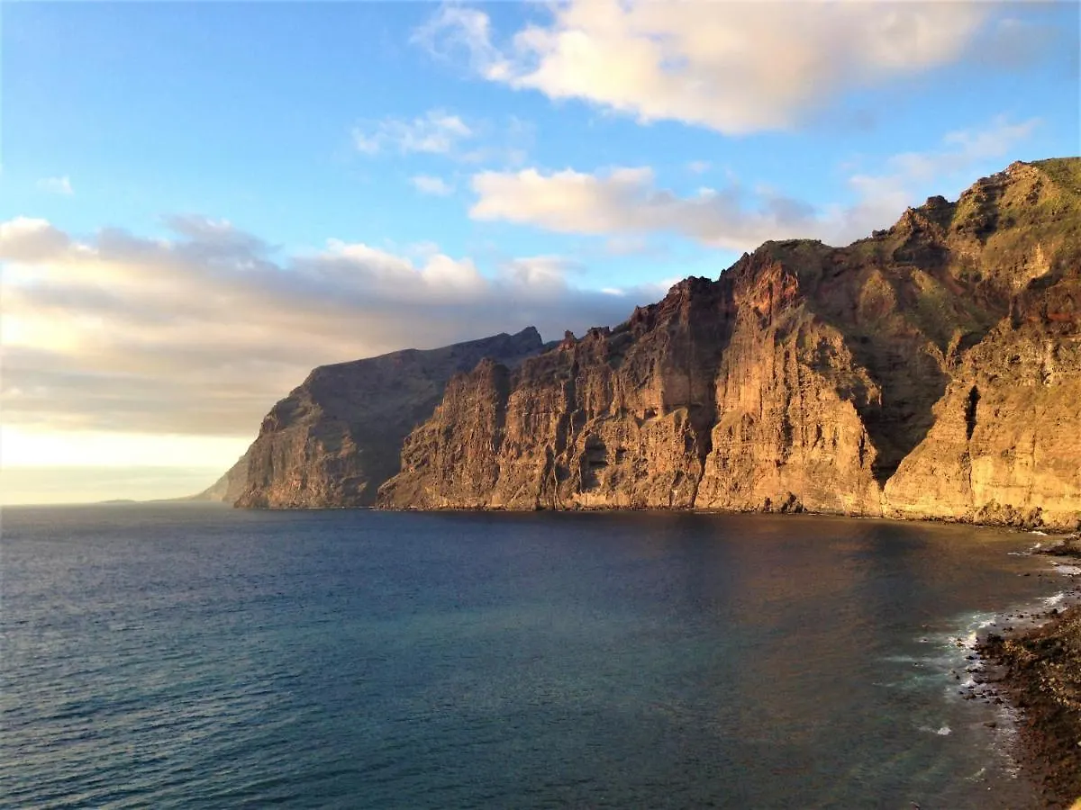 Apartamento Incleibles Vistas Al Oceano Y Piscina. Acantilado de los Gigantes Spain